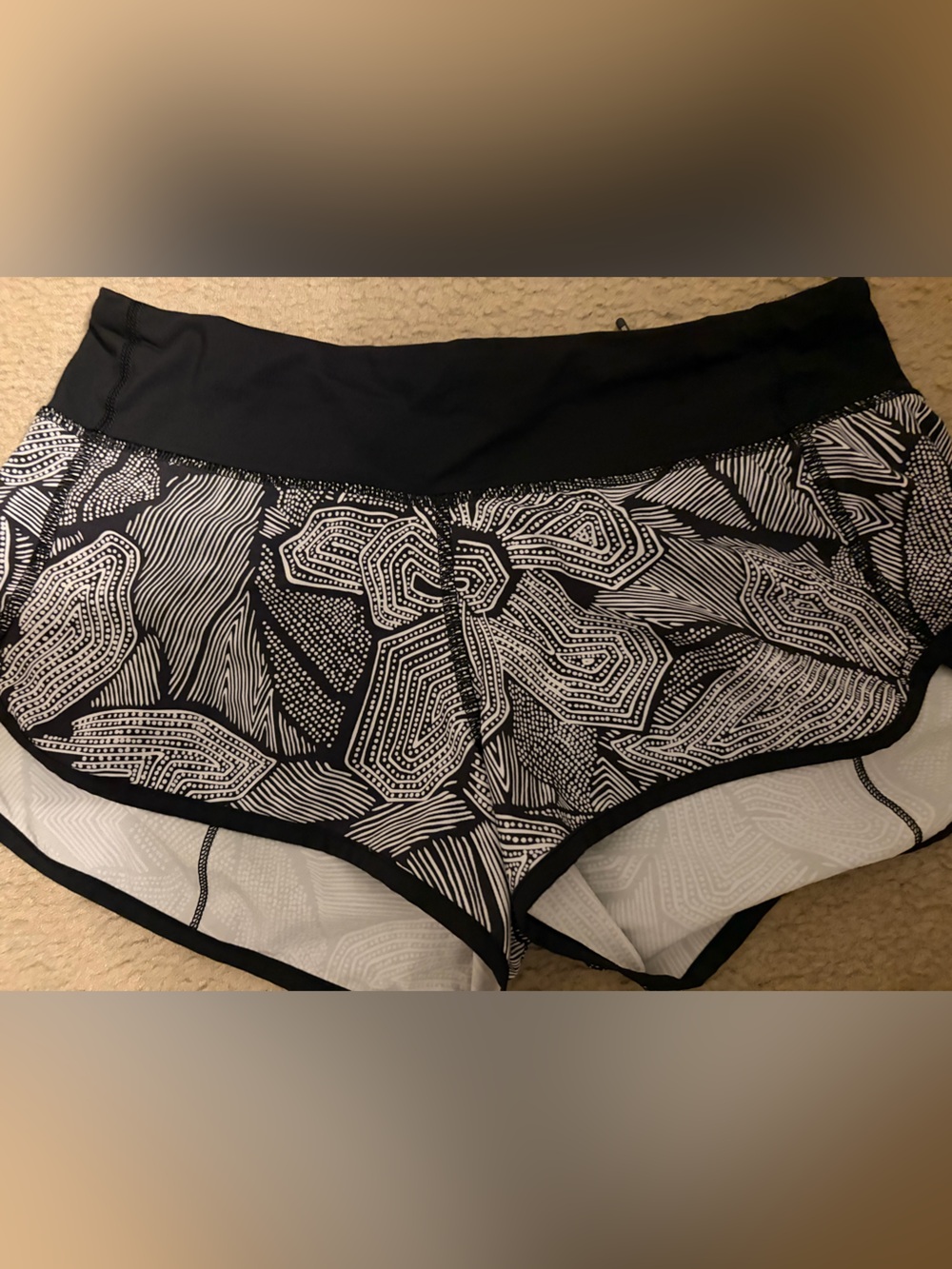 Lululemon Speed Shorts in the "Dottie Tribe White Black" Size 6